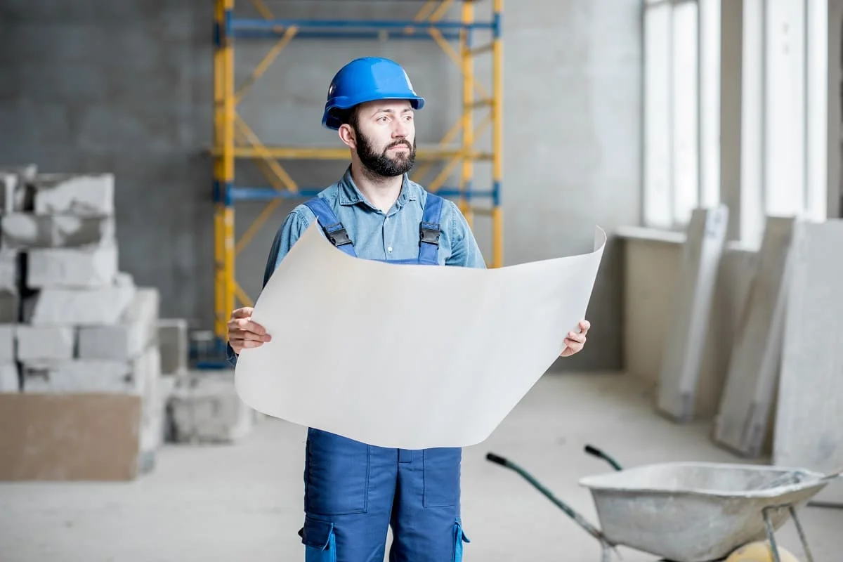 Principais equipamentos de um canteiro de obras